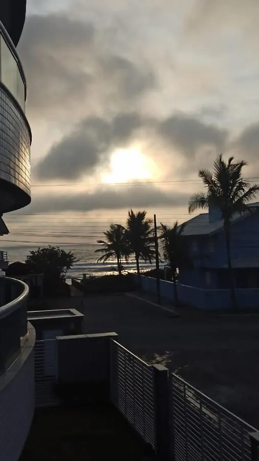Casa Armani 50 Metros Da Praia Mariscal Bombinhas 0*,