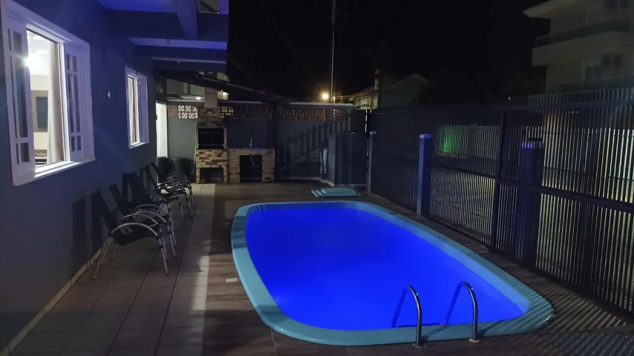 Holiday home Casa Armani 50 Metros Da Praia Mariscal Bombinhas